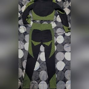 New Mix high-waisted legging set with cropped jacket